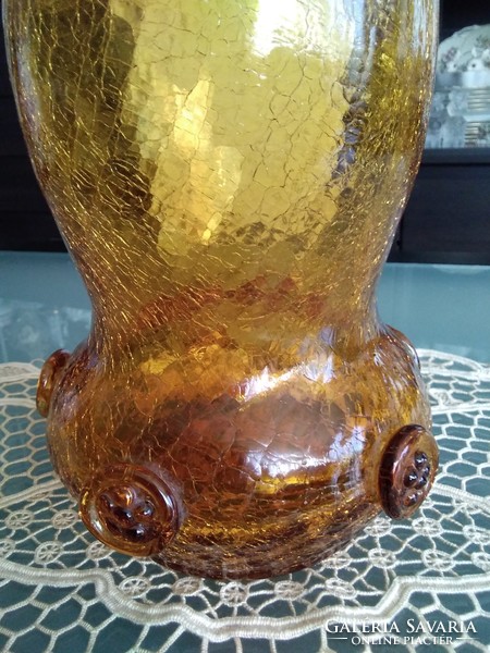 Jan Havelka iparművész fányolüveg vázája- kínálója különleges formával, mézsárga színben együtt!