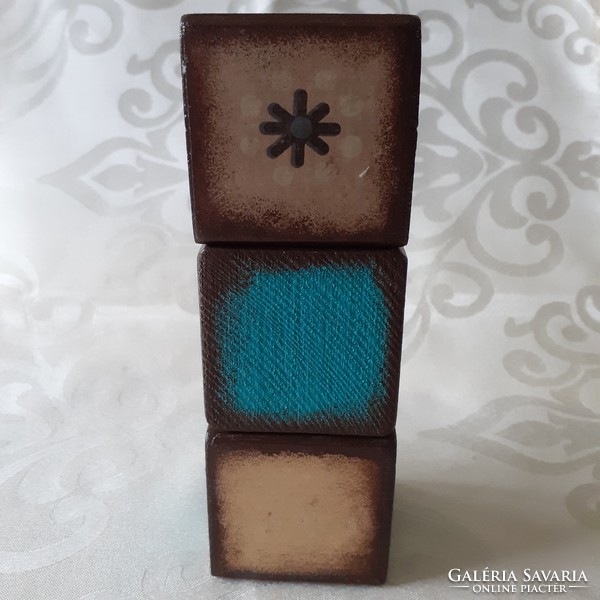 Decorative wooden cubes, turquoise-brown 4.