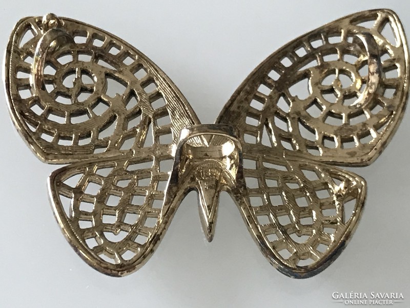 Hatalmas pillangó medál vagy ruhadísz, 7 x 5 cm, jelzett