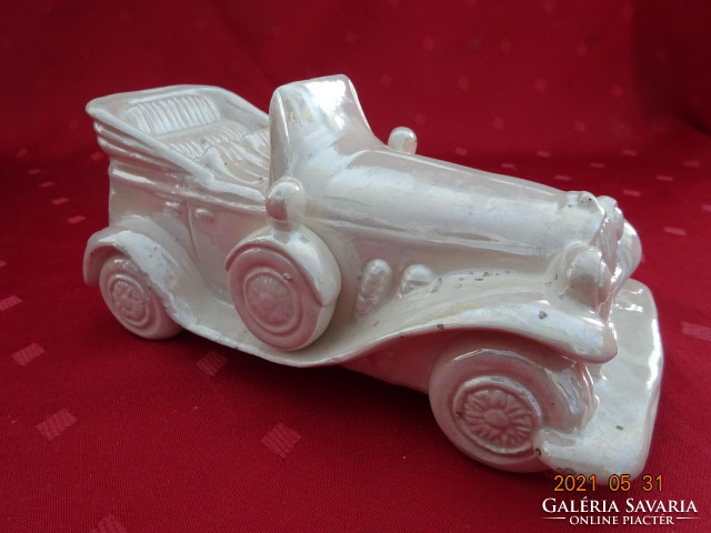 Glazed ceramic bushing, convertible-shaped car, length 18 cm. He has!