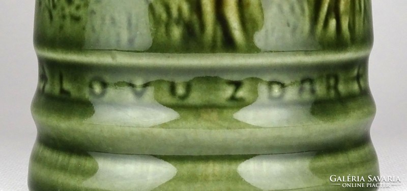 1E727 Cseh zöld kerámia vadász söröskorsó 16 cm