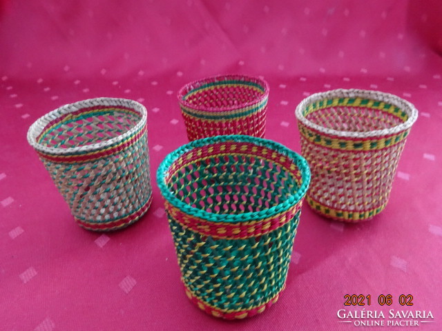 Handmade pound, colorful raffia cup holder, 12 pieces. He has!