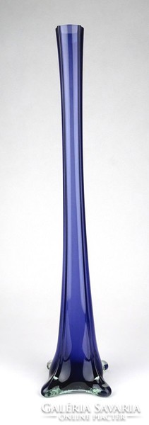 1E737 Régi lila királykék színű fújt üveg szálváza 40 cm