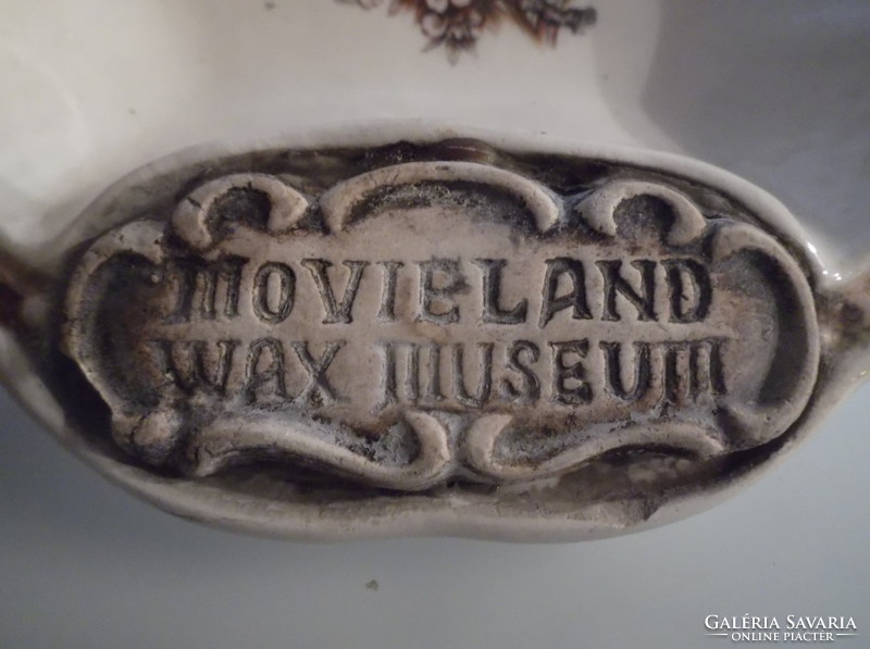 Bowl - u.S.A - from movieland wax museum - 13 x 13 cm - flawless
