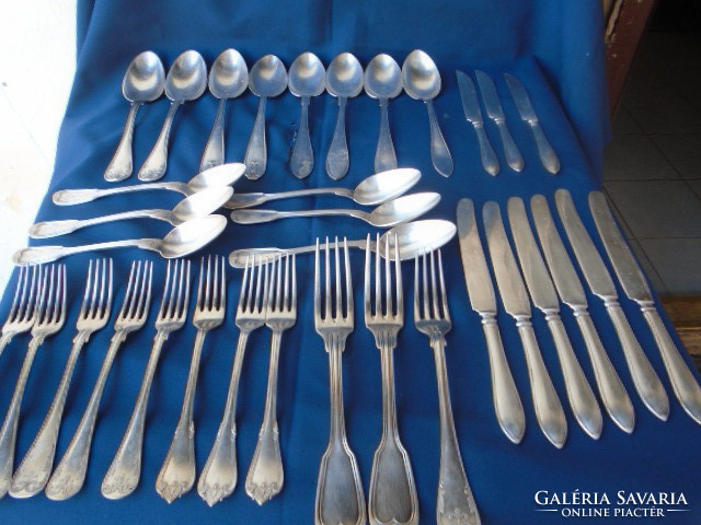 Antique dining and serving utensils, approx. From 1910-1920, 2012 dkg in total weight