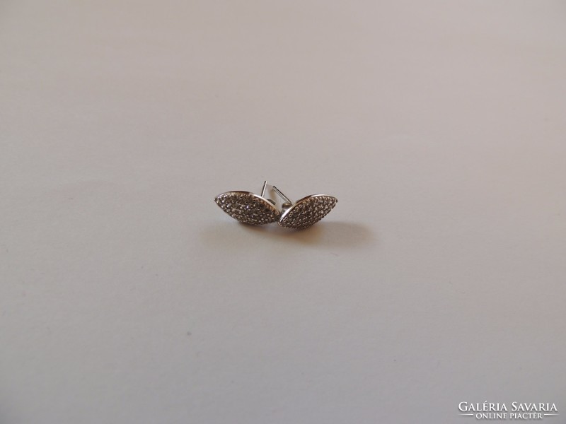Leaf rhodium silver earrings