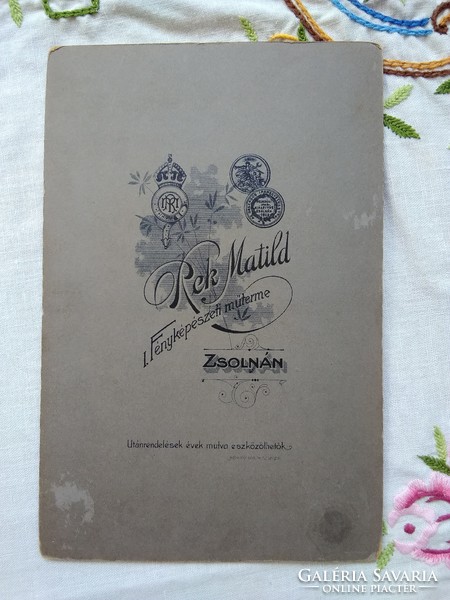 Antique, Hungarian cabinet photo / hardback photo, wedding photo, Rek Matild Zsilna's studio, circa 1900