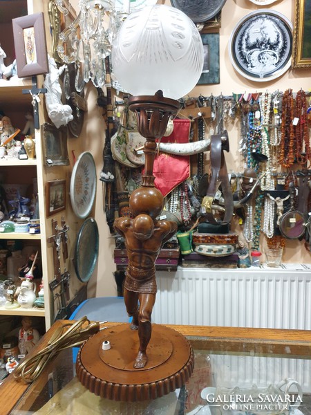 Régi Felújított figurális bronz asztali lámpa