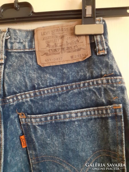 Levi's denim pants.