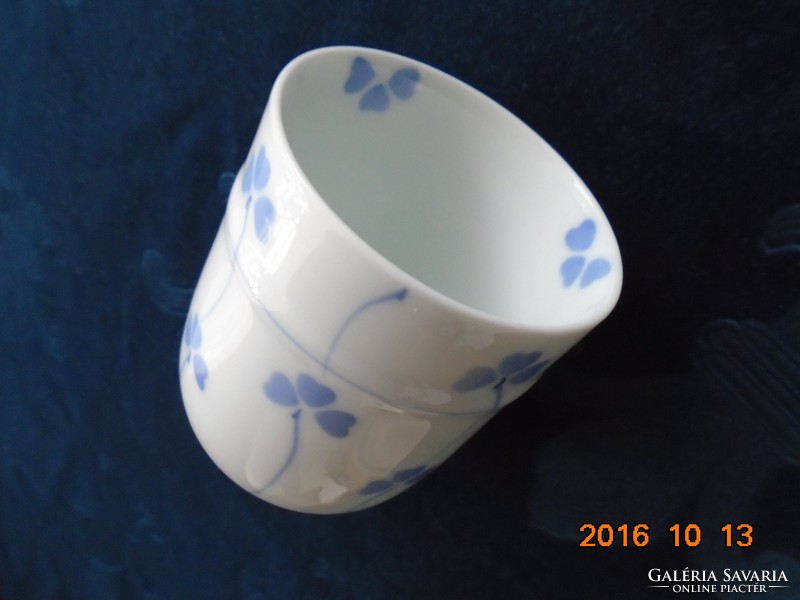 Kézzel festett ,kézzel jelzett nagyon finom porcelán  japán Yunomi teás csésze