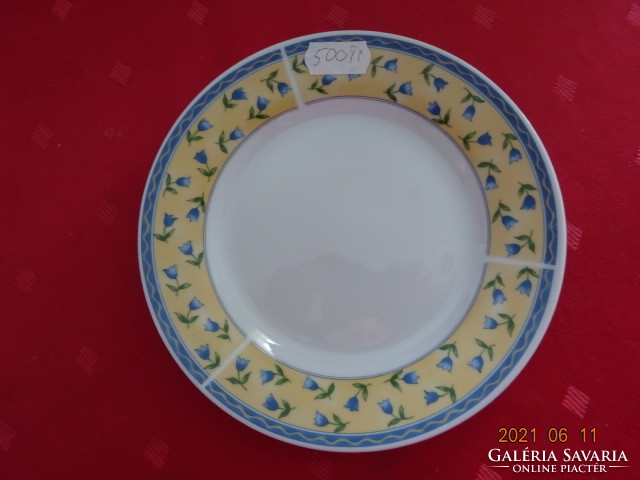 German porcelain cake plate, diameter 15.5 cm. He has!