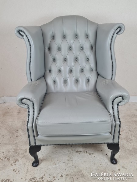 A354 beautiful original chesterfield queen anne leather armchair