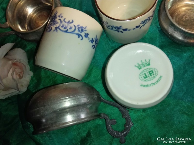 Antik,ón,  95 %Zin pohártartóban JP porcelán   pohár.