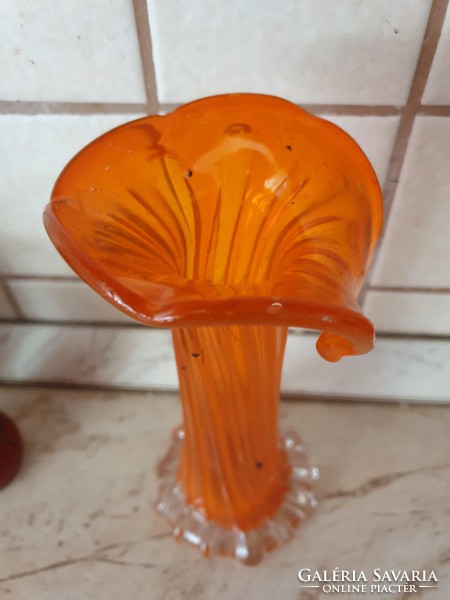 Glass vase for sale! Art deco yellow glass vase for sale!