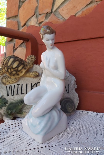 Beautiful raven house porcelain rare painted nude nude spring wind girl nipple collectible nostalgia