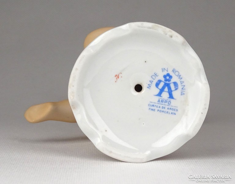 1F027 Régi jelzett puttós porcelán gyertyatartó 16.5 cm