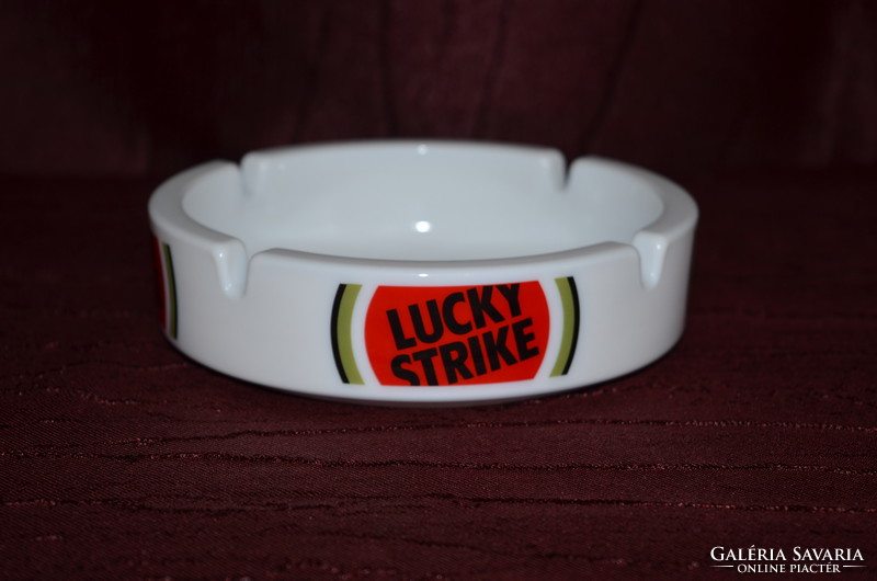 Lucky Strike reklám hamutál  ( DBZ 0022 )