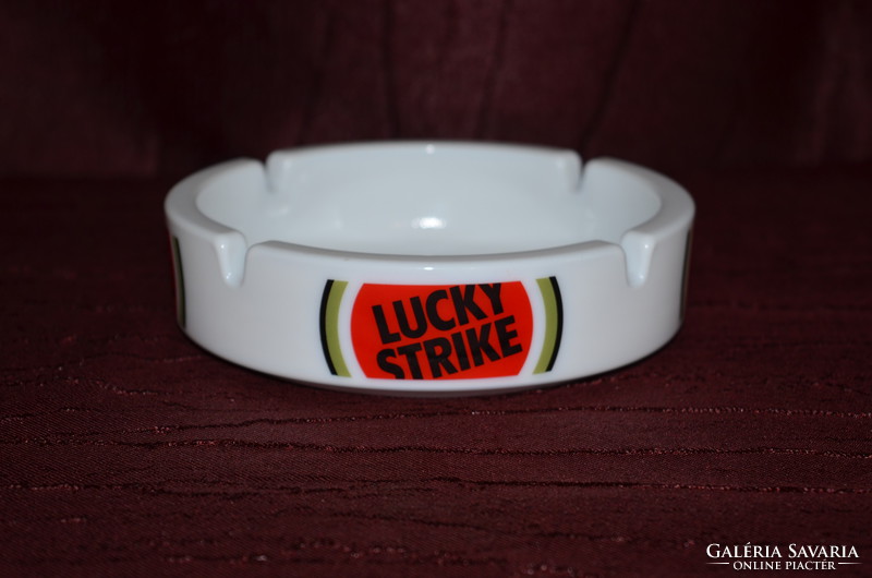 Lucky Strike reklám hamutál  ( DBZ 0022 )