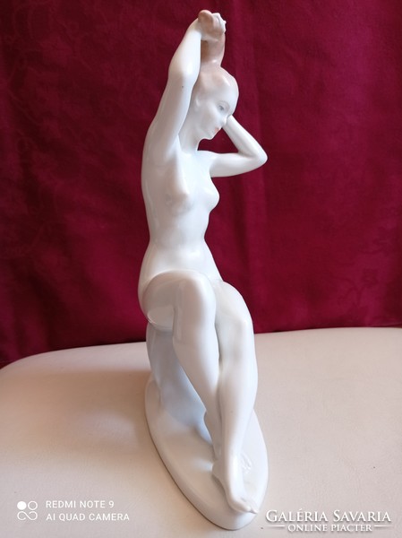 Aquincum porcelain combing blue! nude with eyes,