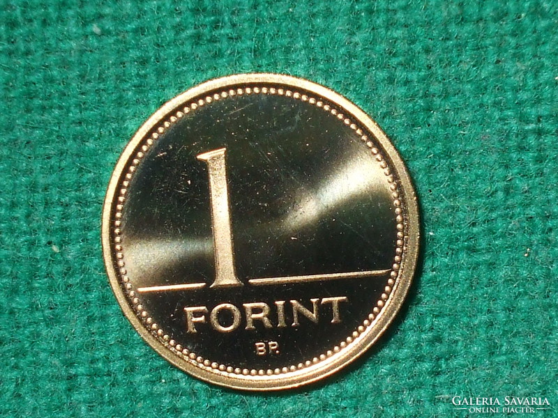 1 Forint 2005! Only 7,000 pcs. ! Mirror beat! It was not in circulation! It's bright!