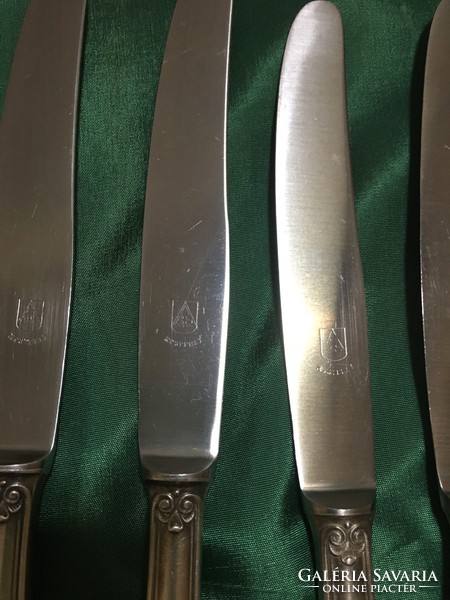 Ezüstözött nyelű kés (6 db)