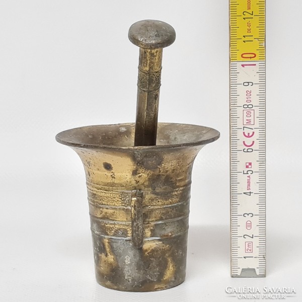 Small copper mortar with pestle (1793)