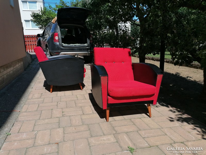 2 designer armchairs, club armchairs, exciting shape, very good condition, 28,000 for both