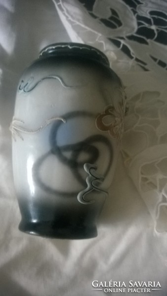 Kézzel festett kínai váza-vázácska m 9,5 cm