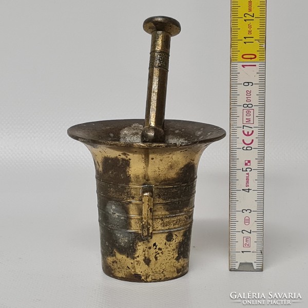 Small copper mortar with pestle (1793)