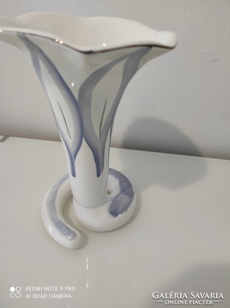 Különleges porcelán váza