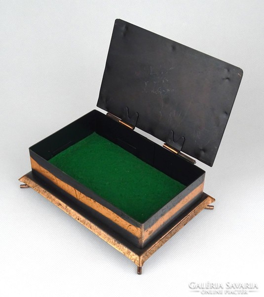 1F085 Cigarettakínáló bronzírozott fém doboz 5.5 x 11.5 x 16.5 cm