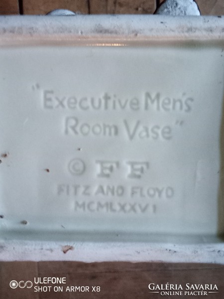 Különleges ritka "Executive Men'sroom  Vezetői férfi mosdó váza Fitz & Floyd angol porcelán 1976-ból