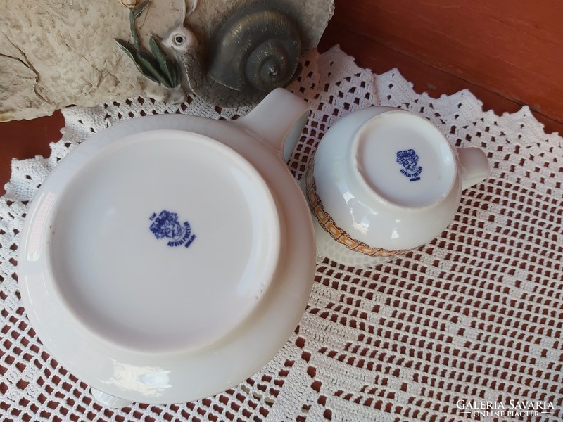 Alföldi porcelán terrakotta kancsó, kiöntők nosztalgia darab