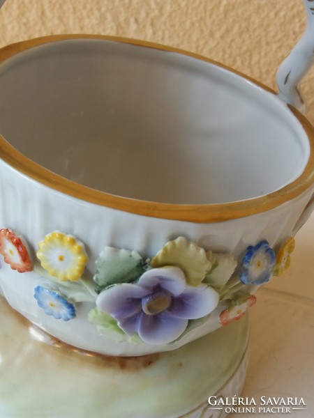 Porcelain - pmp schierholz plaue - putto flower basket
