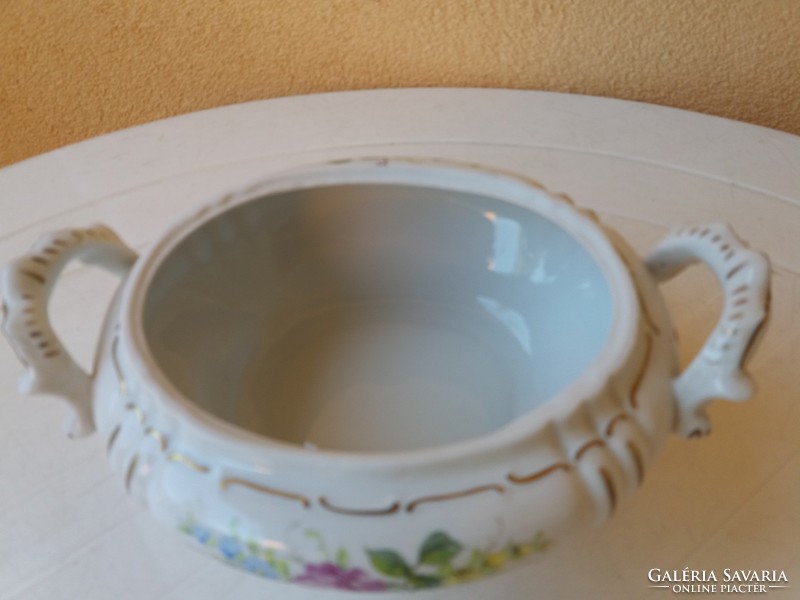 Porcelain - pmp schierholz - centerpiece with lid