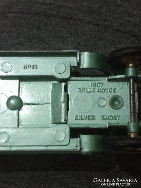 Model of silver Ghost 1907.