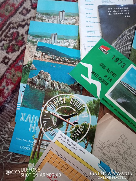 Utazási emlékek 1973 brosúrák, jegyek, stb