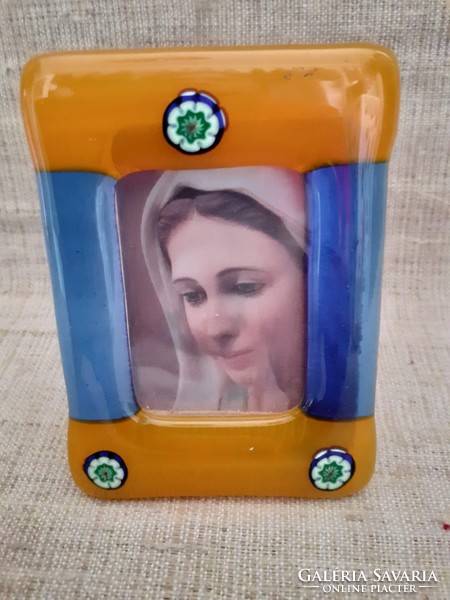 Beautiful condition Murano glass with a small picture frame with a picture of Mary inside