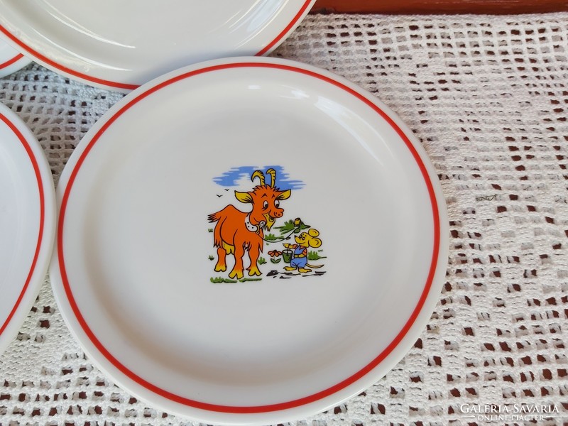Ritka Zsolnay mesefigurás kecskés egeres figurás tányér tányérok Nosztalgia Gyűjtői darabok