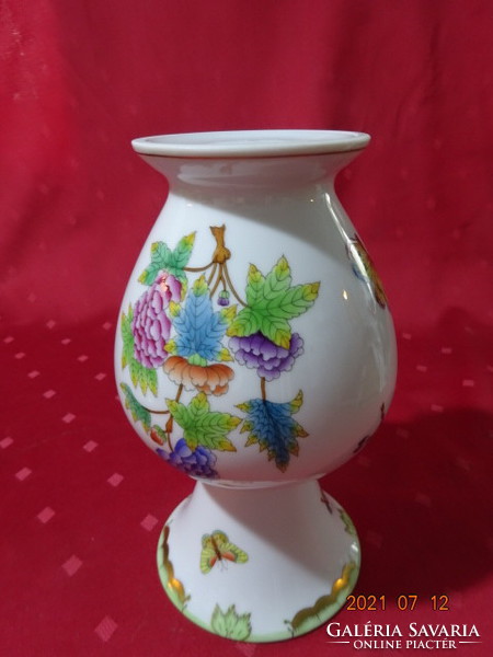 Herend porcelain, Victorian vase, height 20.5 cm. He has!