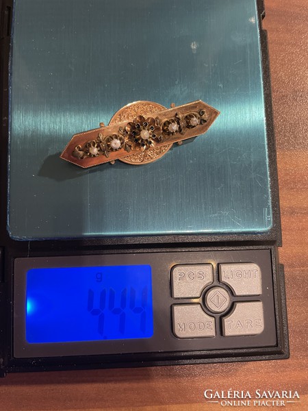 14K Antique Craft Gold Brooch / Badge - 4.44G