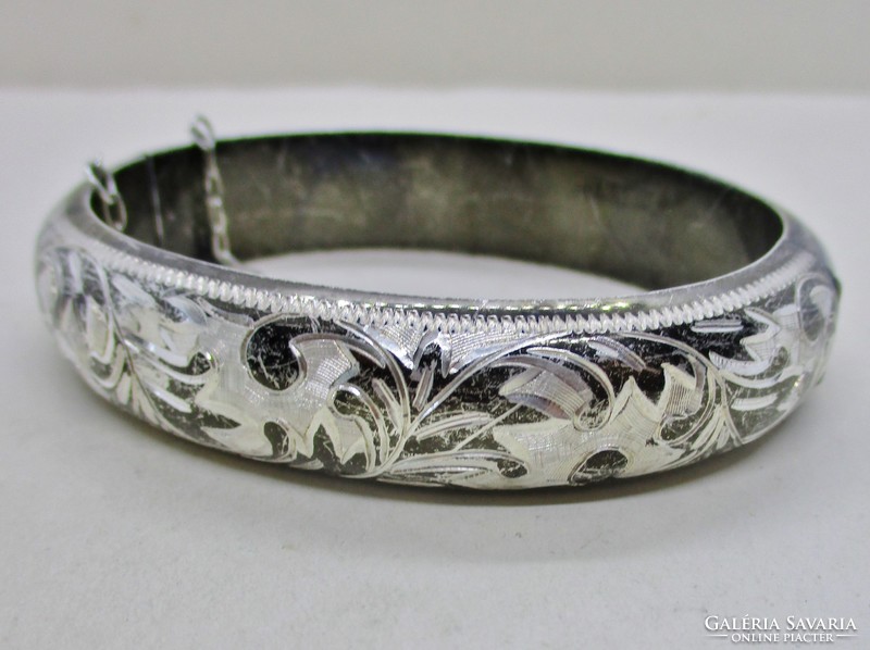 Special handcrafted enamel silver bracelet