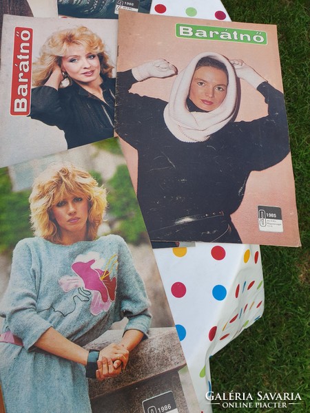 Barátnő magazin 1985,86,87-es évből eladó!