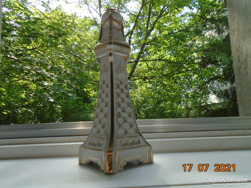 Meissen Empire obelisk with raised crown, hand painted rose gold grid, crowned dresden mark