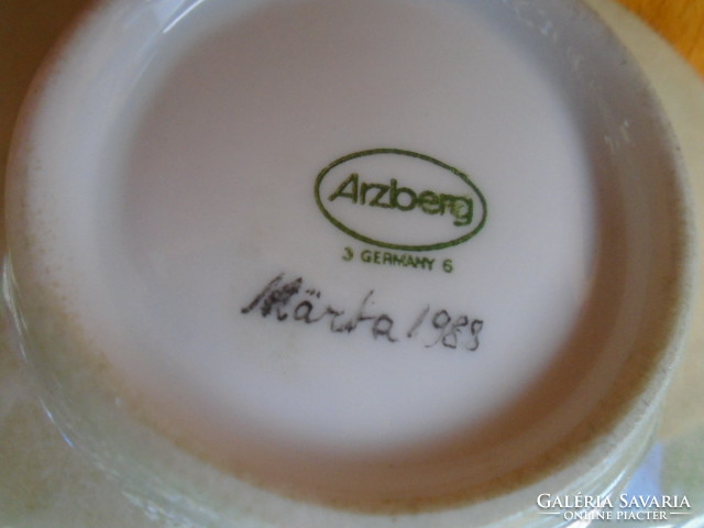 2db régi német porcelán váza nagyon szép és különleges darabok hiba nincs a vázákon