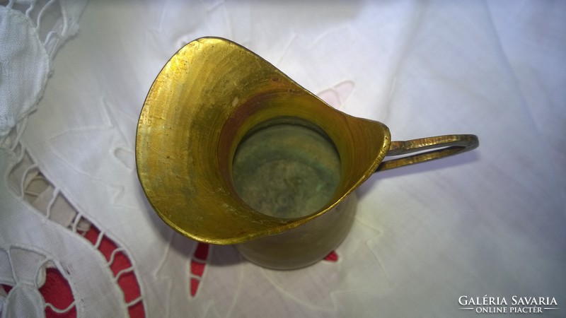 Also for collectors of tiny copper jug-spout mini pieces