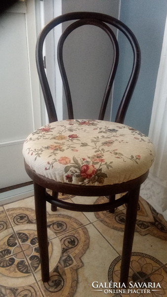 Thonet szék, ülőke bútor darab