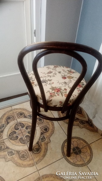 Thonet szék, ülőke bútor darab