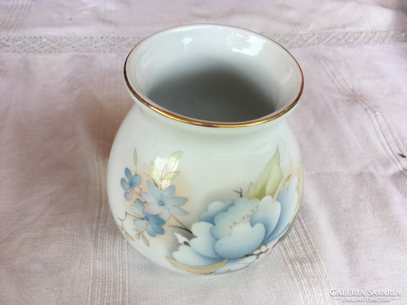 Aquincum-finely painted porcelain vase-