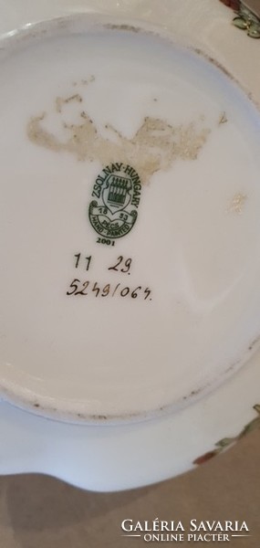 Zsolnay porcelán tartóedény 6 cm magas 14 cm széles, szép díszítésű